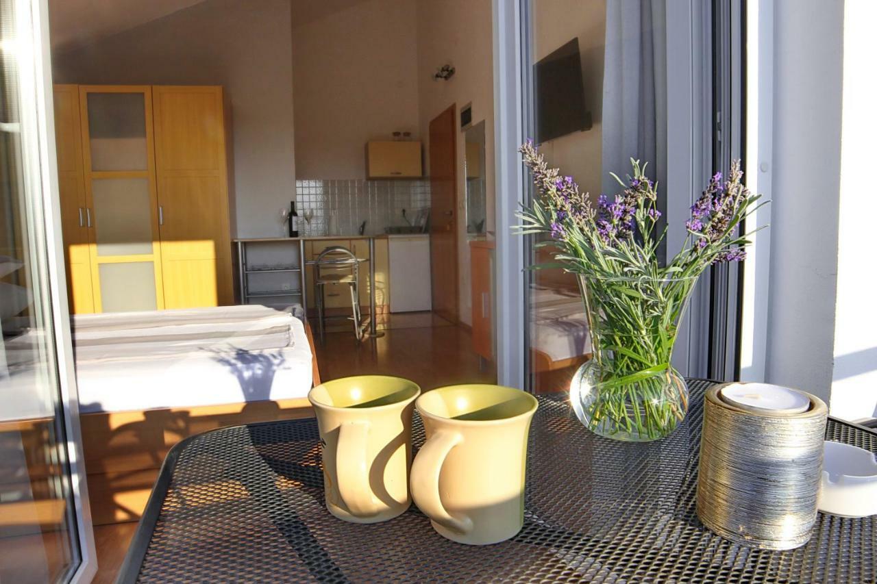 Apartmani Olives Nin Exterior foto