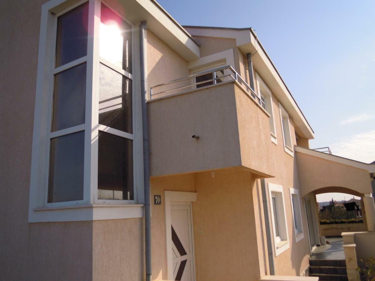 Apartmani Olives Nin Exterior foto