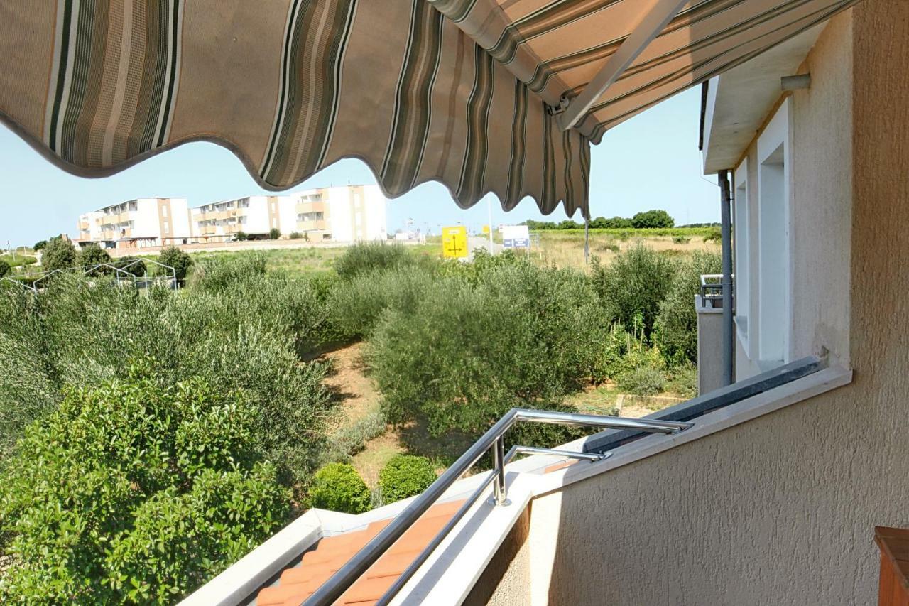 Apartmani Olives Nin Exterior foto
