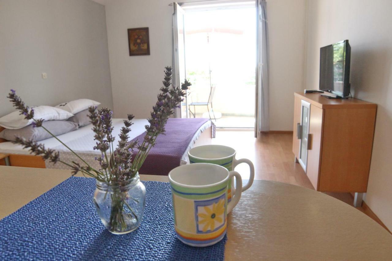 Apartmani Olives Nin Exterior foto