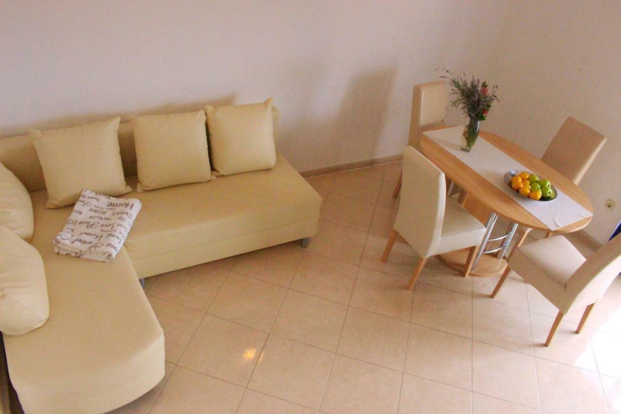 Apartmani Olives Nin Exterior foto
