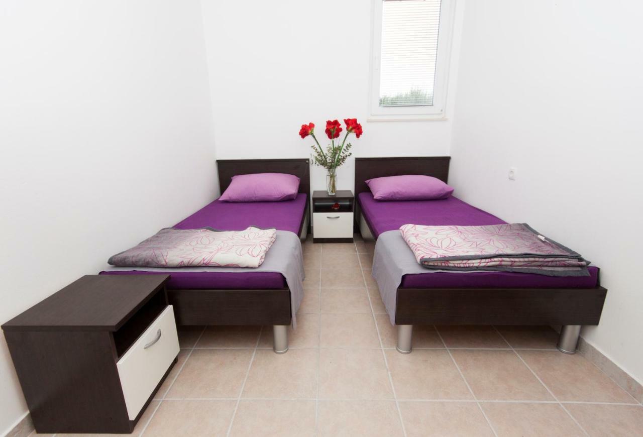 Apartmani Olives Nin Exterior foto