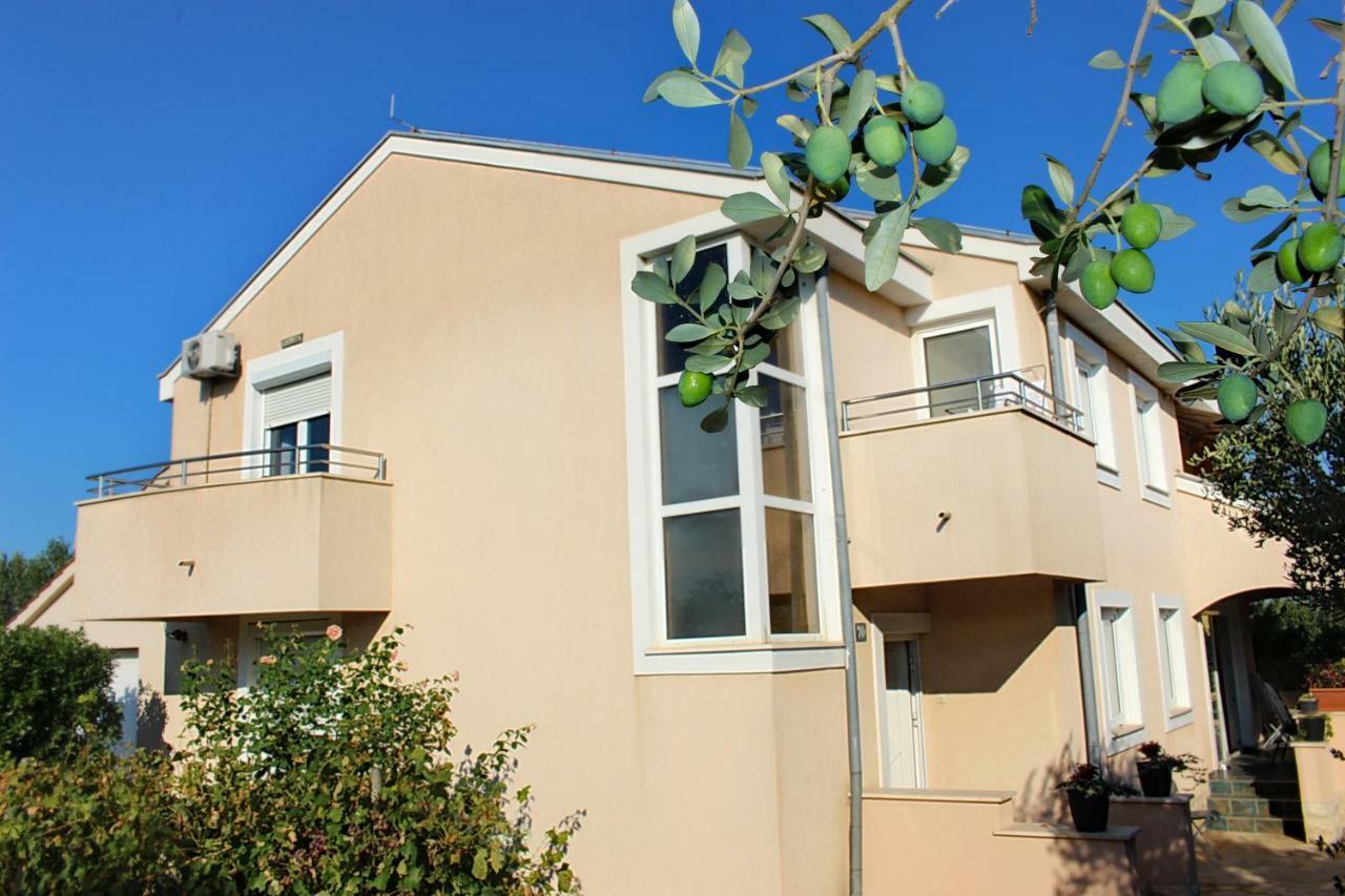 Apartmani Olives Nin Exterior foto