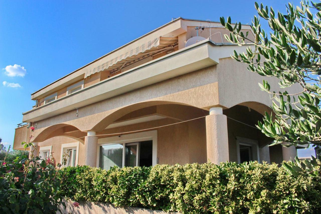 Apartmani Olives Nin Exterior foto