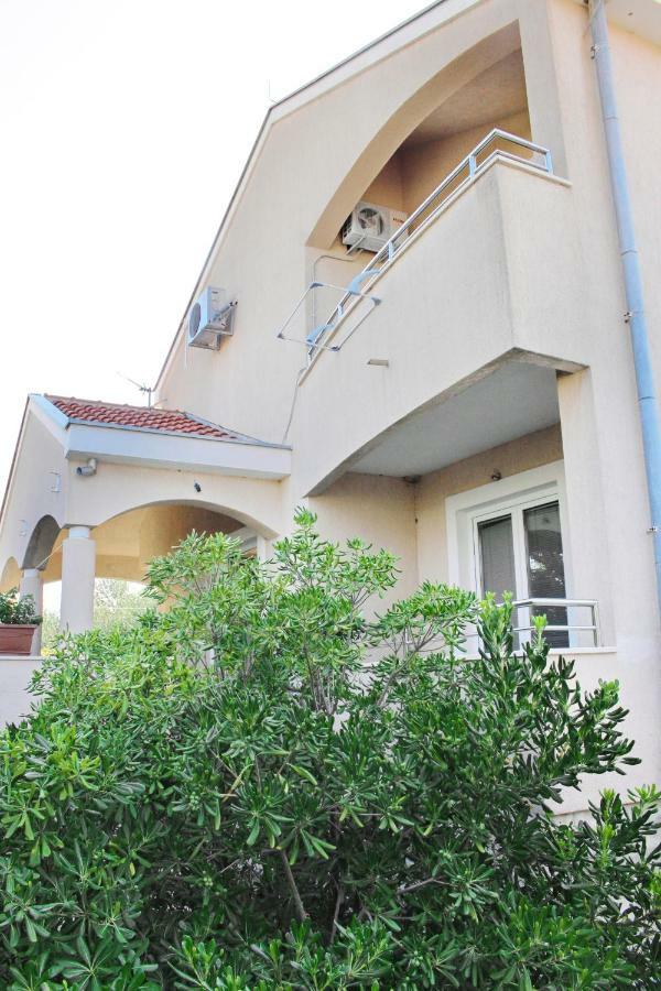Apartmani Olives Nin Exterior foto