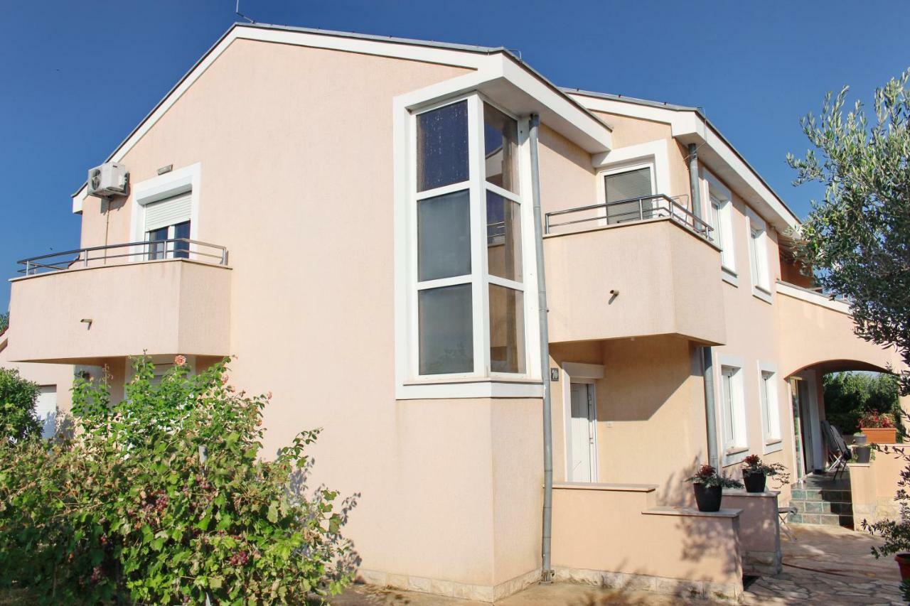 Apartmani Olives Nin Exterior foto
