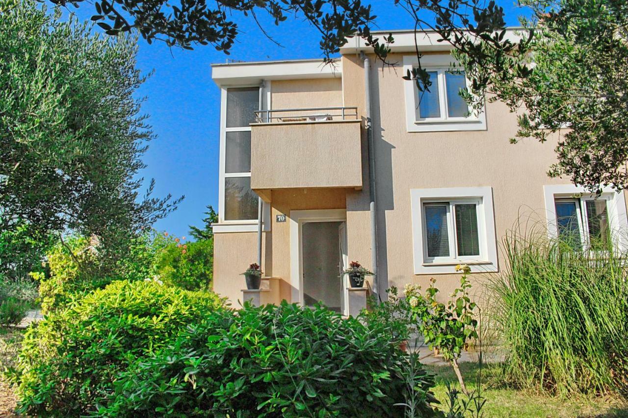 Apartmani Olives Nin Exterior foto